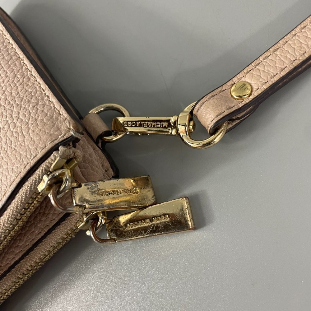 Michael Michael Kors Adele Leather Smartphone Wal… - image 5